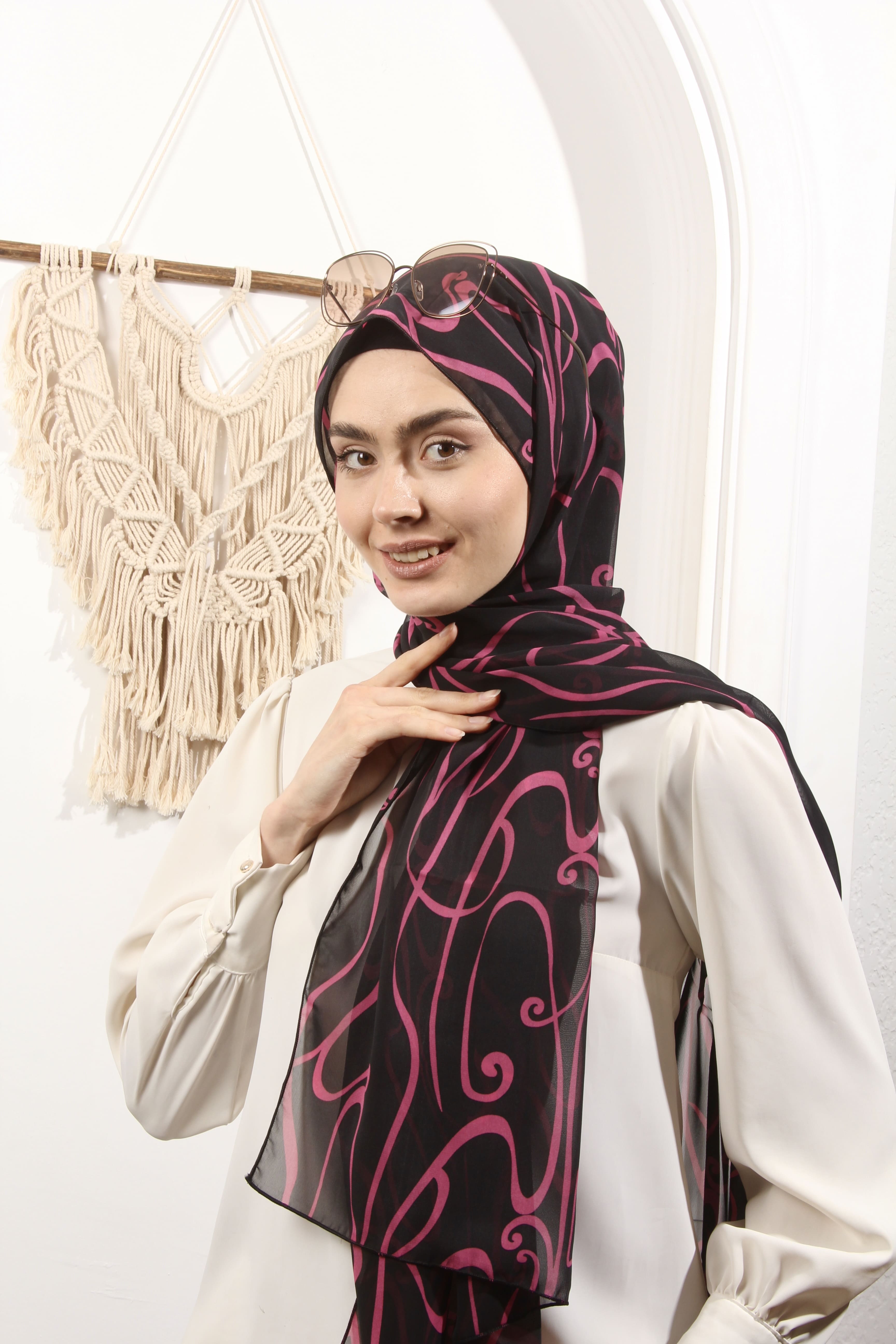 Ay Mina by Dilek Akhisarlı 8012-01 Pembe Siyah Desenli Şal