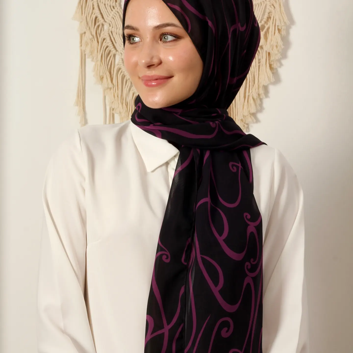 Ay Mina by Dilek Akhisarlı 8012-03 Mor Siyah Desenli Şal