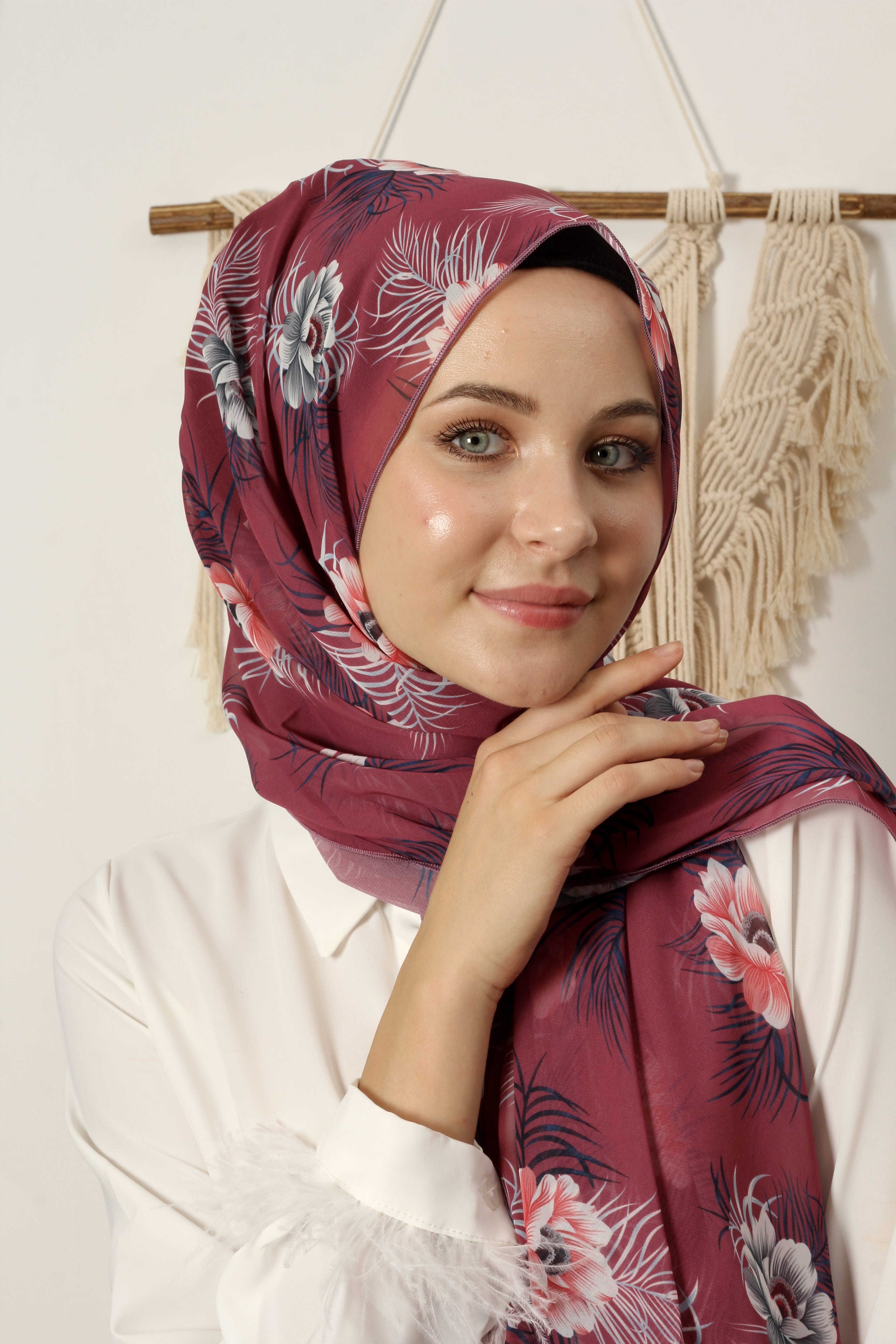 Ay Mina by Dilek Akhisarlı 8012-07 Bordo Gül Desenli Şal